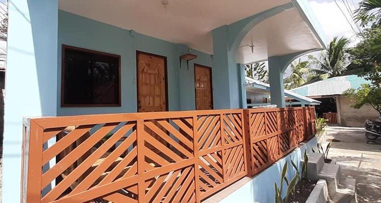A&C Aquino Guesthouse Moalboal Eksteriør bilde