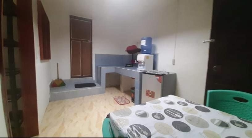 A&C Aquino Guesthouse Moalboal Eksteriør bilde