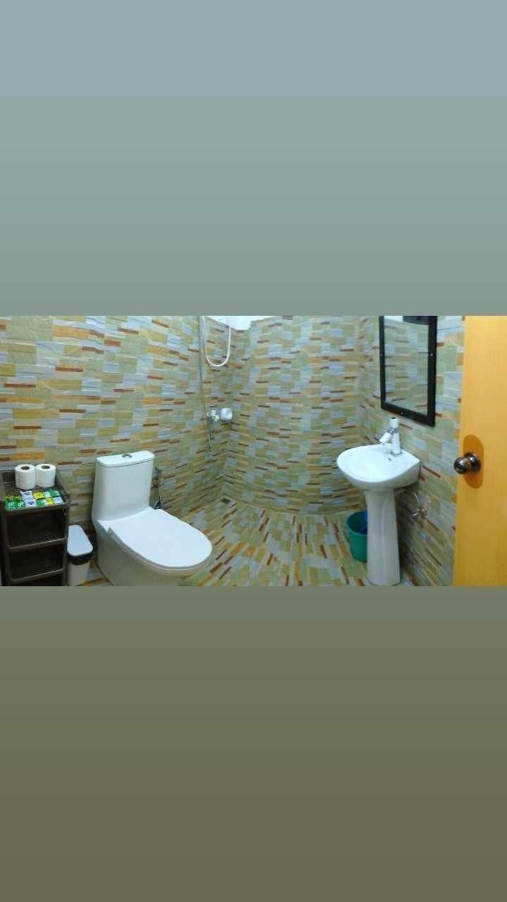 A&C Aquino Guesthouse Moalboal Eksteriør bilde